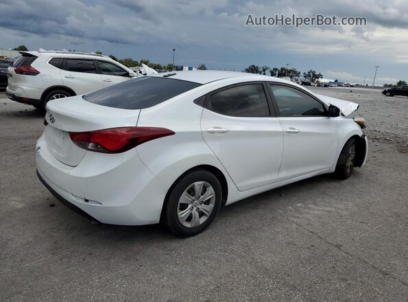 5NPDH4AE9GH779214 2016 HYUNDAI ELANTRA Белый Задняя правая четверть