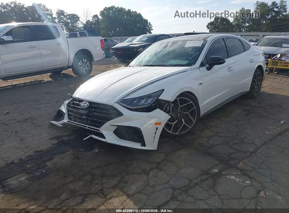 5NPEK4JC3MH125843 2021 HYUNDAI SONATA Белый Передняя левая четверть