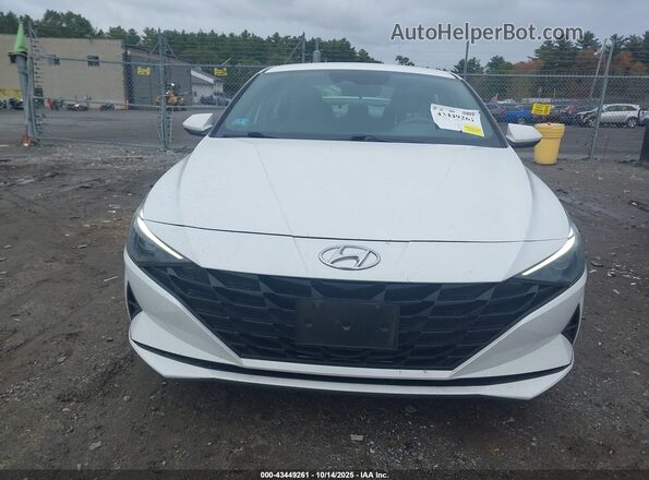 5NPLM4AGXMH038882 2021 HYUNDAI ELANTRA White უკანა სალონის ხედი