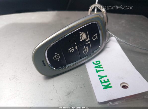 5NTJB4AE2PH045147 2023 HYUNDAI SANTA CRUZ Green Widok deski rozdzielczej