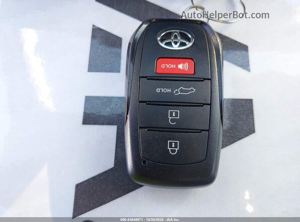 5TDAAAA55SS027549 2025 TOYOTA LIMITED Красный Вид панели приборов