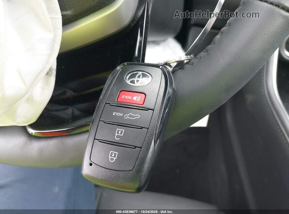 5TDAAAB56SS087080 2025 TOYOTA GRAND HIGHLANDER Белый Вид панели приборов