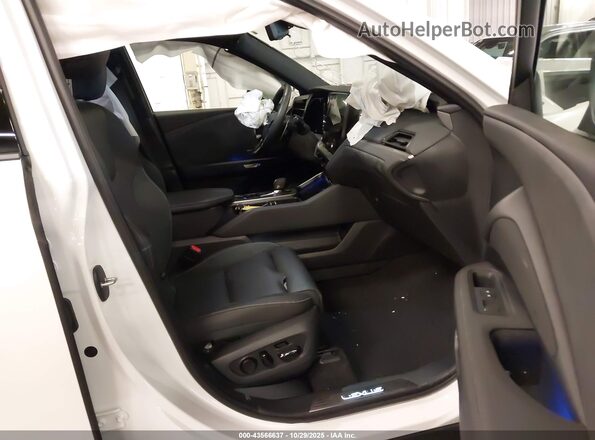 5TDAAAB64SS034869 2025 LEXUS TX 350 White Front interior view