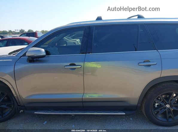 5TDACAB52SS054474 2025 TOYOTA LIMITED Gray Vista interior de 360 grados