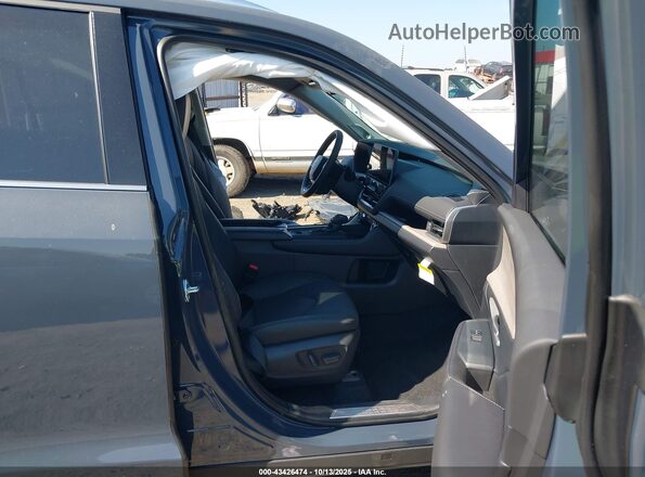 5TDACAB56SS064084 2025 TOYOTA LIMITED Gray Widok wnętrza z przodu