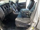 2017 Toyota Sequoia Sr5 Серебряный vin: 5TDBW5G10HS152887