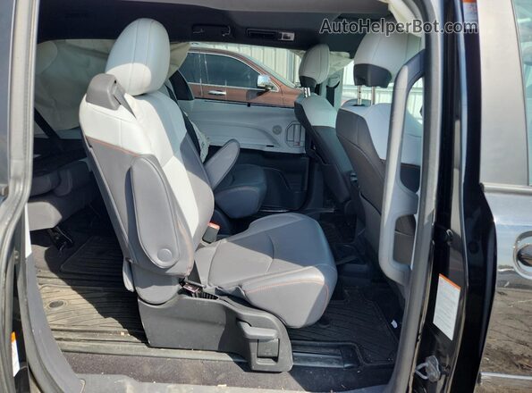 5TDDSKFC2PS093930 2023 TOYOTA SIENNA Черный Вид задних сидений