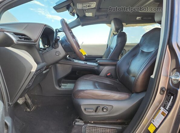 5TDESKFC2MS037518 2021 TOYOTA LIMITED Gray Вид салону спереду