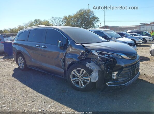 5TDESKFC5PS092842 2023 TOYOTA SIENNA Gray Rear interior view