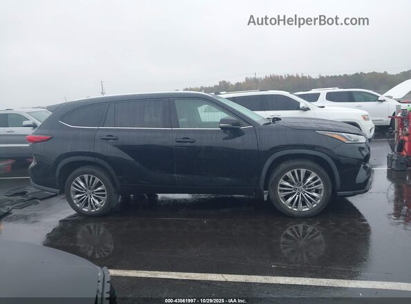 5TDFZRAH8LS014786 2020 TOYOTA HIGHLANDER Black Rear interior view