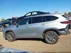 2021 Toyota Highlander Platinum Серебряный vin: 5TDFZRAHXMS063733