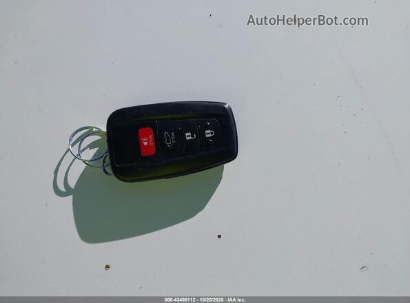5TDFZRAHXMS063733 2021 TOYOTA HIGHLANDER Серебряный Вид панели приборов