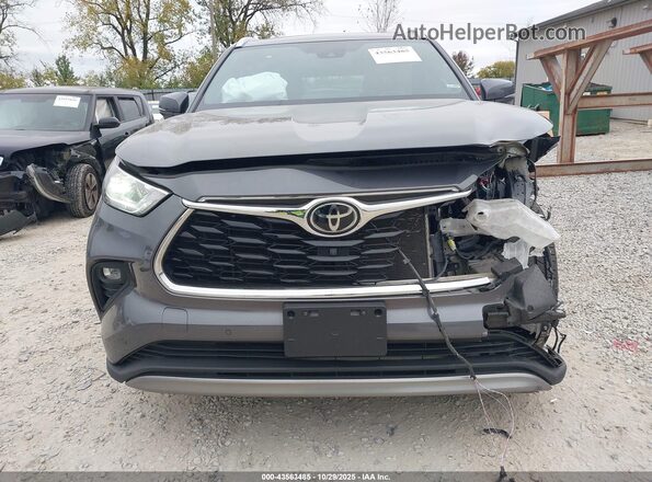 5TDFZRBH8NS166228 2022 TOYOTA HIGHLANDER Серый Вид спереди