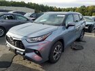 2020 Toyota Highlander Xle Blue vin: 5TDHZRBH2LS022485