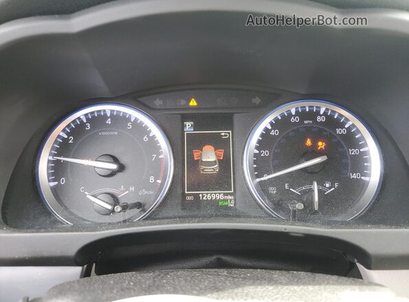 5TDJZRFH3JS879942 2018 TOYOTA HIGHLANDER White Widok zestawu wskaźników