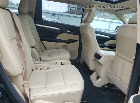 5TDJZRFH5JS832962 2018 TOYOTA HIGHLANDER Черный Вид задней части салона