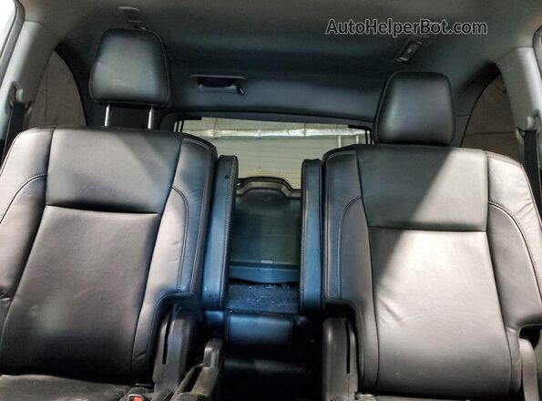 5TDJZRFH7JS880771 2018 TOYOTA HIGHLANDER Черный Вид задних сидений