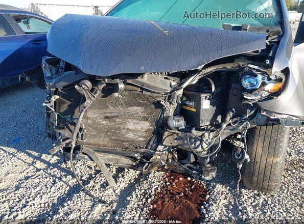 5TDXZ3DC2JS952619 2018 TOYOTA SIENNA Gray Front view