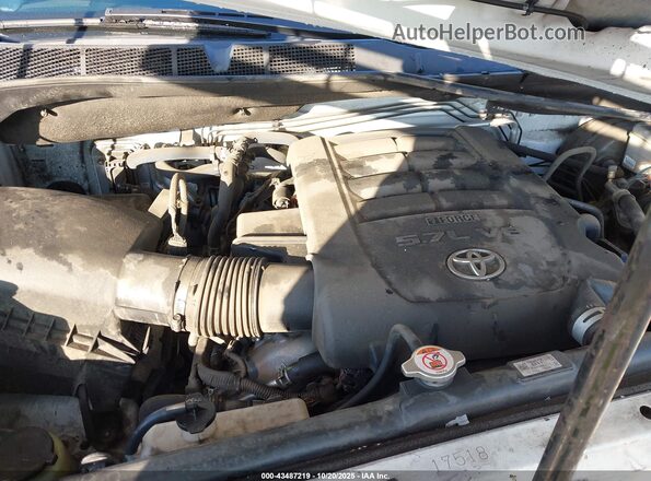 5TDZY5G15JS070636 2018 TOYOTA SEQUOIA Белый Вид сзади