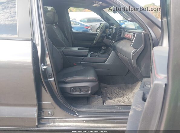 5TFPC5DB7SX103117 2025 TOYOTA TUNDRA HYBRID Серый Вид салона спереди