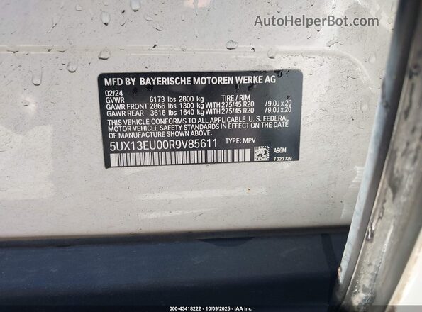5UX13EU00R9V85611 2024 BMW X5 Белый Вид подкапотного пространства