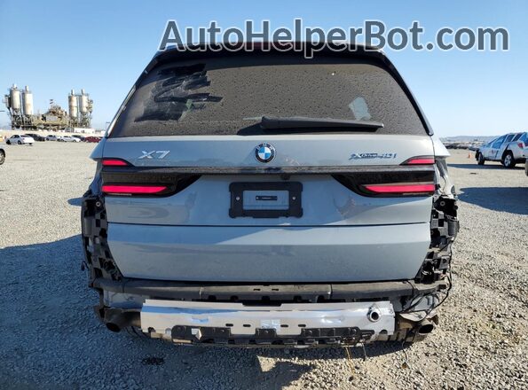 5UX23EM02S9X78997 2025 BMW X7 Gray Vista trasera