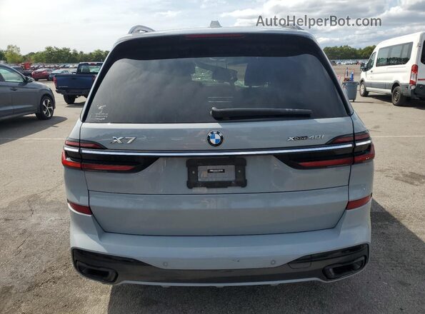 5UX23EM04P9R52737 2023 BMW X7 Blue Widok z tyłu