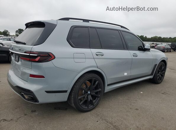 5UX23EM05P9R29807 2023 BMW X7 Silver Հետևի աջ