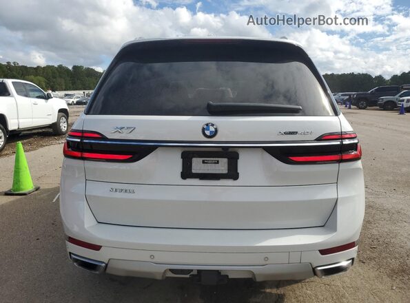 5UX23EM06P9R60242 2023 BMW X7 White Widok z tyłu