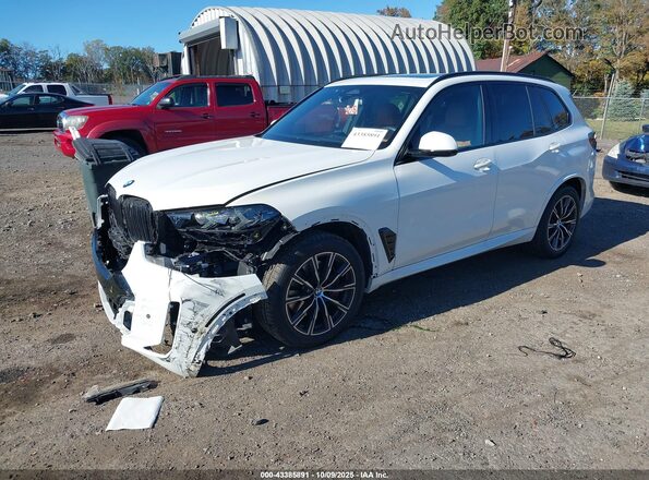5UX23EU09S9Z07950 2025 BMW X5 Белый Передняя левая четверть