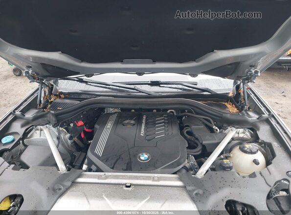5UX2V5C06M9E04474 2021 BMW X4 Серебряный Вид сзади