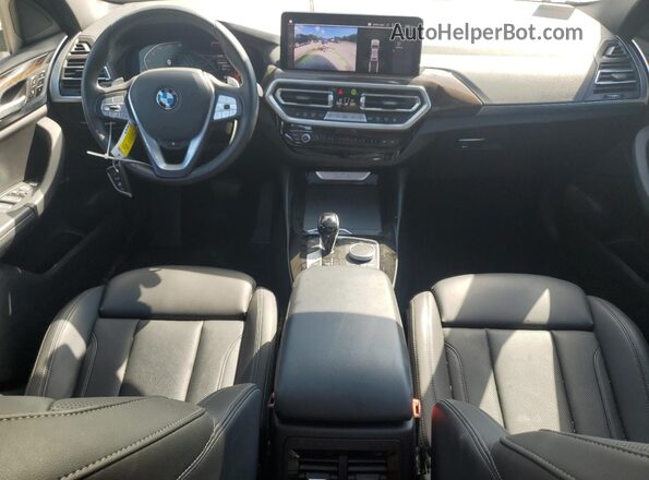 5UX33DT00N9K09666 2022 BMW X4 Белый Вид панели приборов