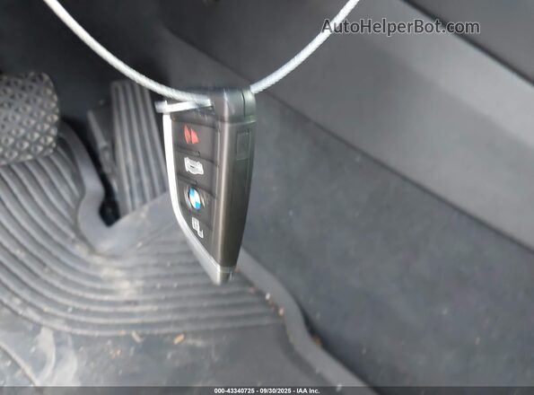 5UX33DT03N9M96131 2022 BMW X4 Белый Вид панели приборов