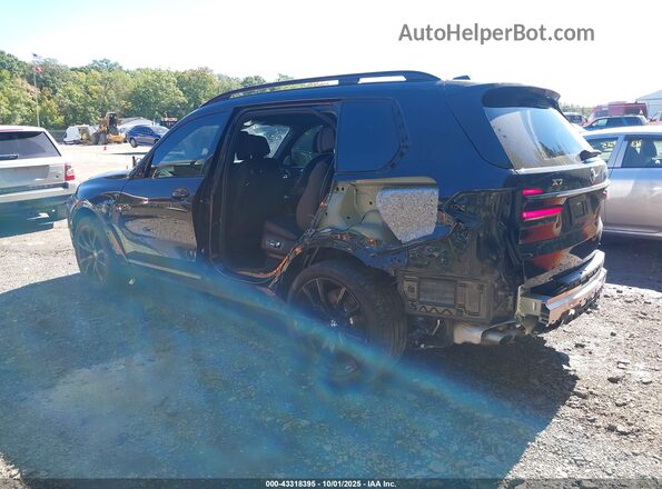 5UX33EM0XR9U07116 2024 BMW X7 Черный Задняя левая четверть