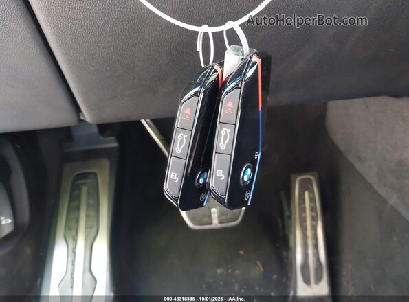 5UX33EM0XR9U07116 2024 BMW X7 Черный Вид панели приборов