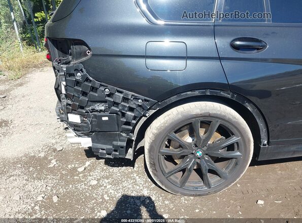 5UX33EM0XR9U07116 2024 BMW X7 Черный 