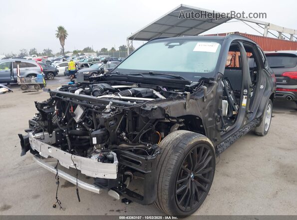 5UX33EU02R9T73933 2024 BMW X5 Black Передня ліва чверть