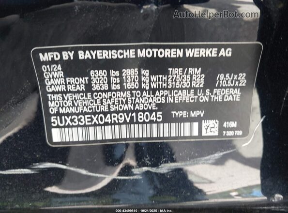 5UX33EX04R9V18045 2024 BMW X6 Black Vista del compartimento del motor