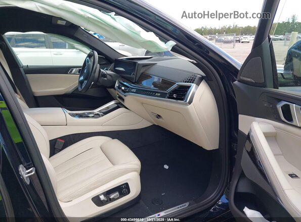 5UX33EX04R9V18045 2024 BMW X6 Black Vista interior delantera