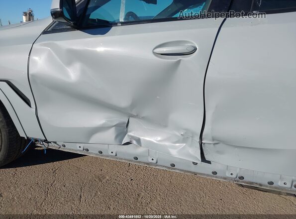 5UX33EX09S9Y17620 2025 BMW X6 Серый Вид спереди