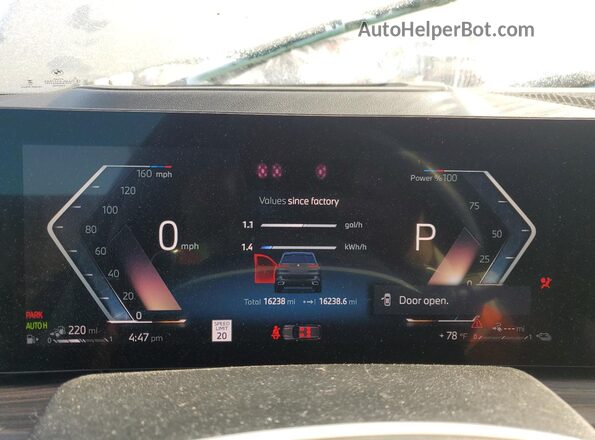 5UX43EU08R9T40679 2024 BMW X5 Серебряный Вид щитка приборов