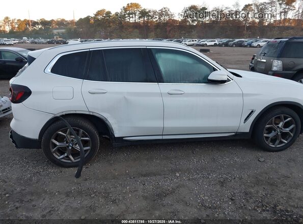 5UX53DP00P9R81977 2023 BMW X3 White Вид задньої частини салону