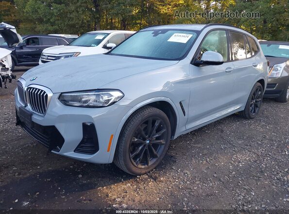 5UX53DP06R9V84549 2024 BMW X3 Gray Առջևի ձախ երեք քառորդ տեսարան