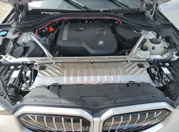 5UX53GP09S9X69637 2025 BMW X3 Белый Вид подкапотного пространства