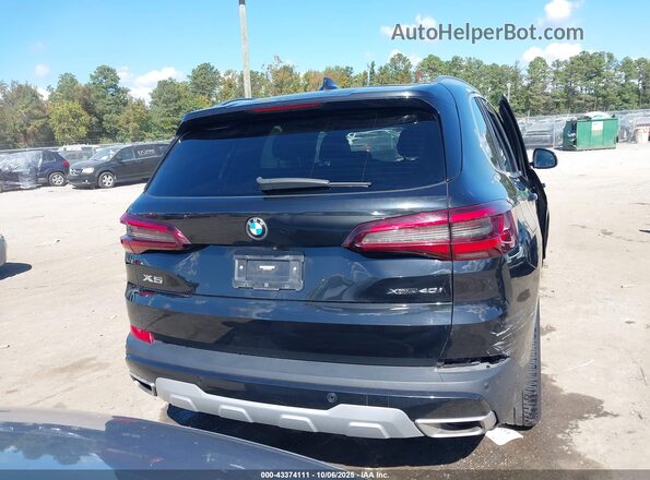 5UXCR6C07P9N44856 2023 BMW X5 Черный 