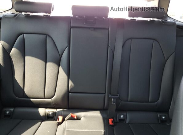 5UXTR9C58JLD73657 2018 BMW X3 Черный Вид задних сидений