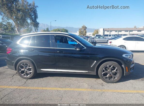 5UXTY5C03M9H42667 2021 BMW X3 Черный Вид задней части салона