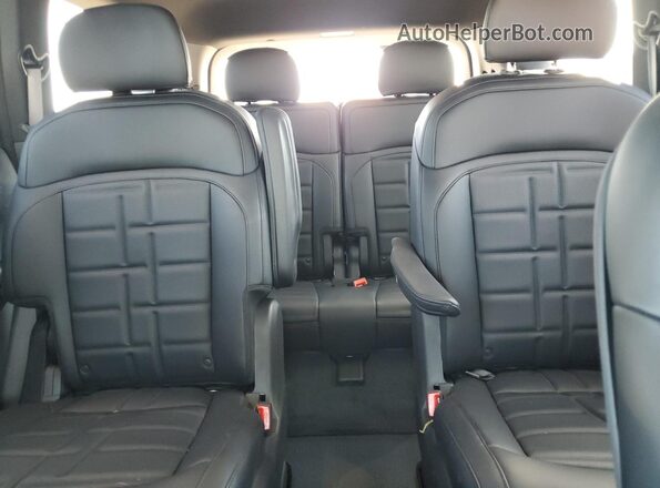 5XYADFS57TG008969 2026 KIA EV9 Черный Вид задних сидений