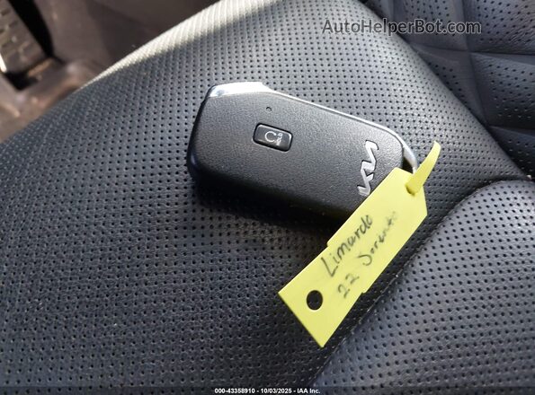 5XYRKDLF2NG094571 2022 KIA SORENTO Red Widok deski rozdzielczej