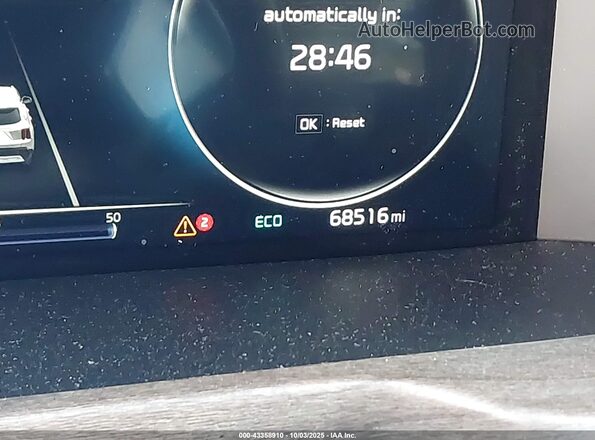 5XYRKDLF2NG094571 2022 KIA SORENTO Red Widok tylnych siedzeń